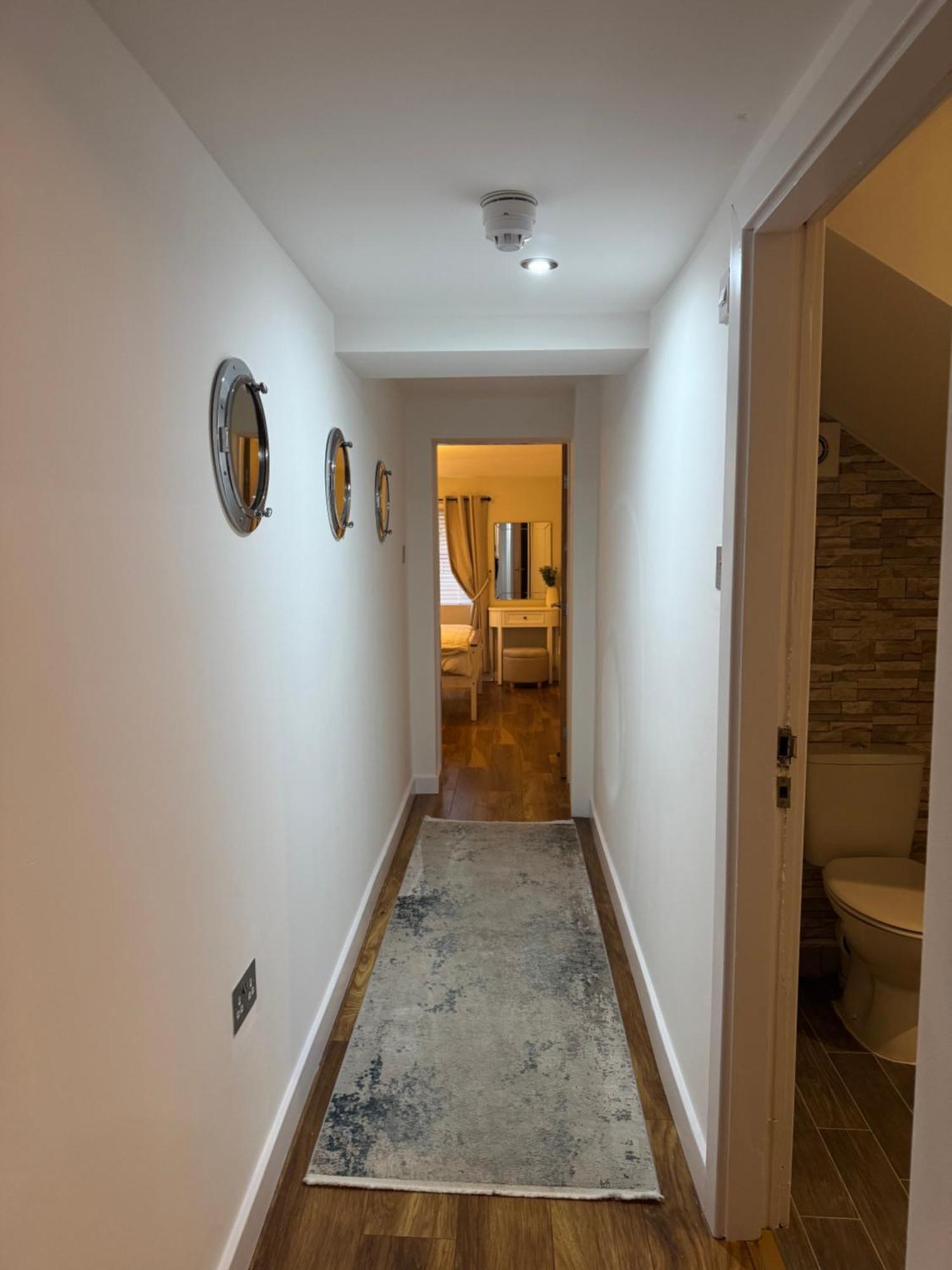 One Abbey Court Appartement